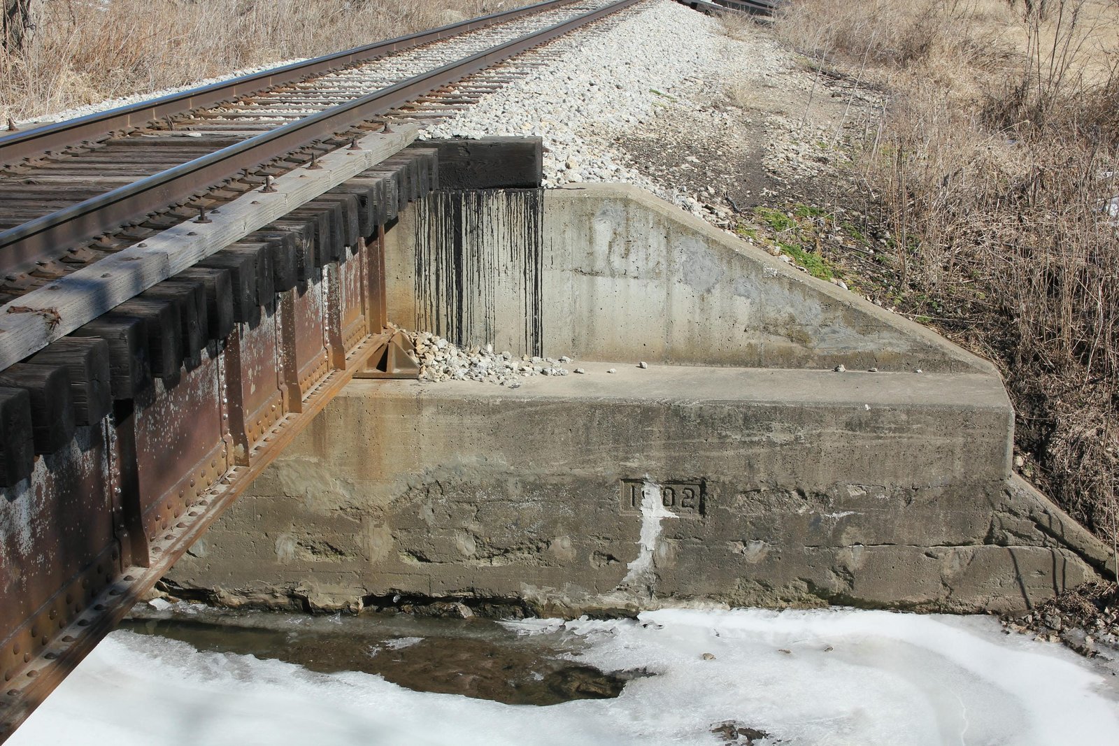 East abutment